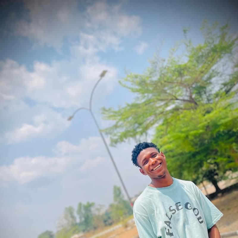 Profile picture of Thoneey