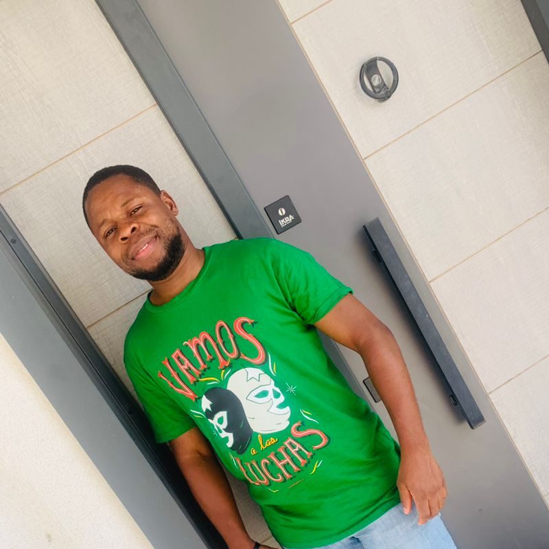 Profile picture of Emmanuel11